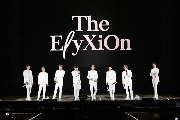 EXO, a total of 66,000 people mobilized 'Catching eyes and ears happy festival'