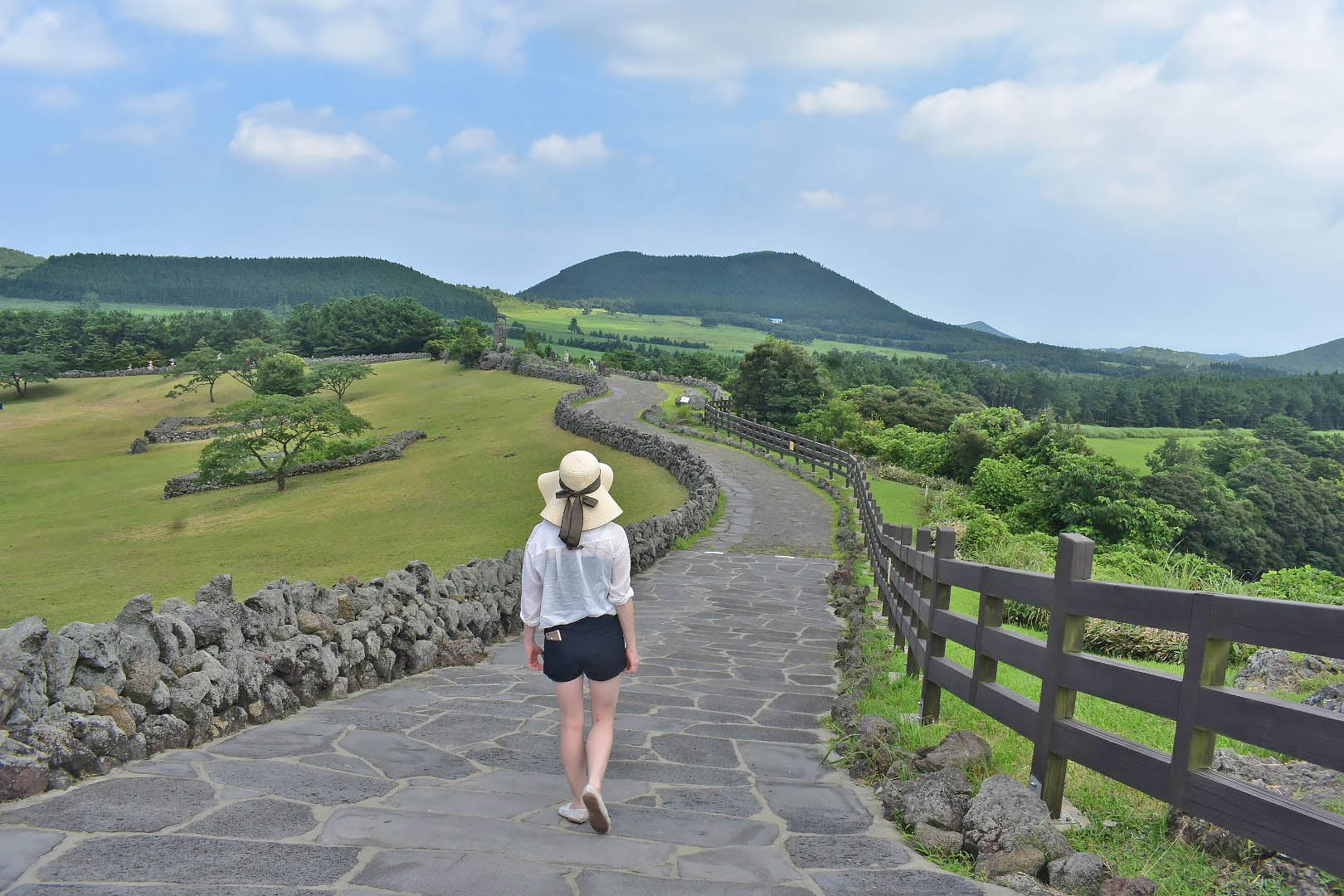 Jeju Olle Trail named one of world's top 10 coastal walks