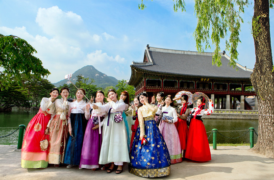 Korean Hanbok Tour