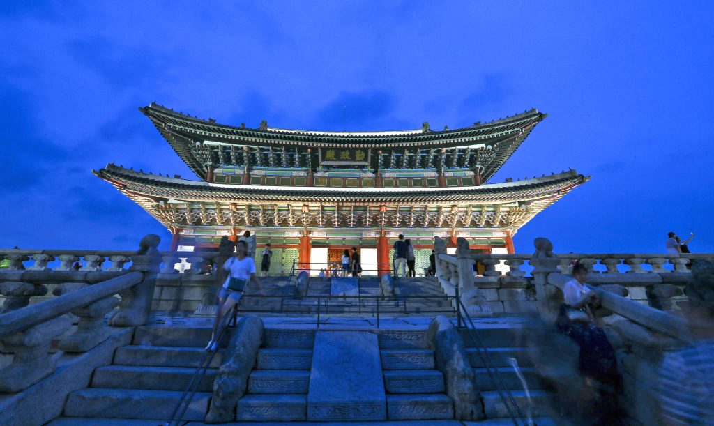 Gyeongbokgung Palace Concert getting tourist hot spot