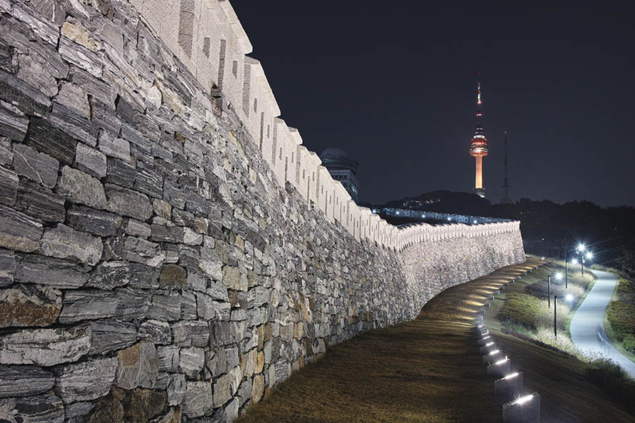 Hanyangdoseong, the Seoul City Wall – place to visit in Seoul