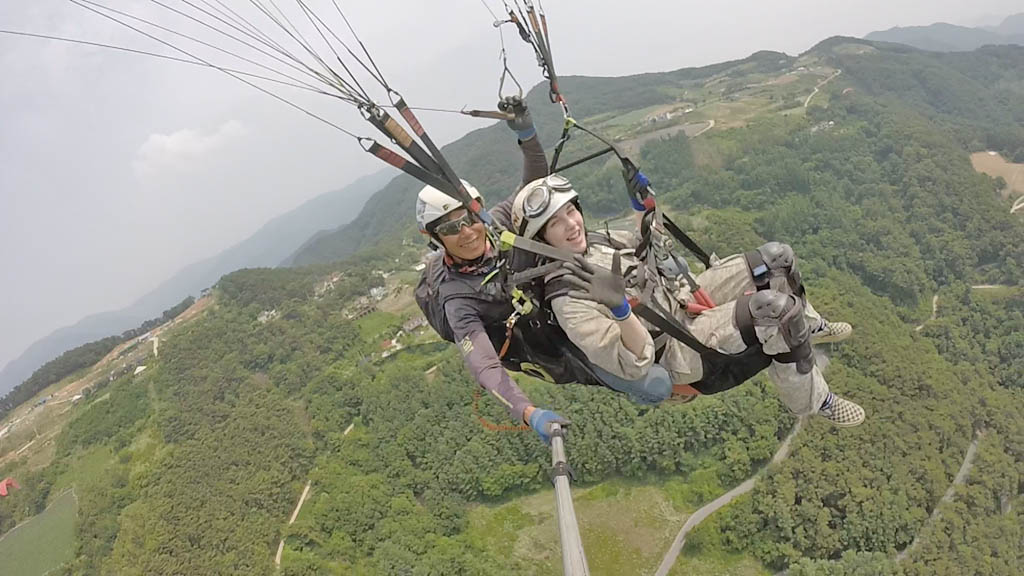 Paragliding experience in Korea