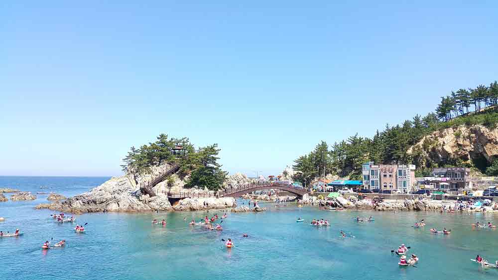 Korea Summer by the sea, a perfect vacation spot