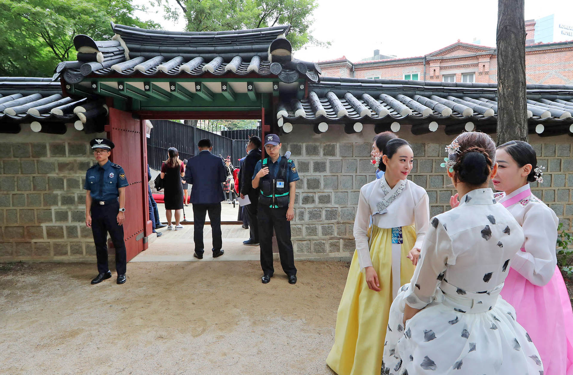 Seoul, Opening of Completed Deoksugung Stone Wall Path