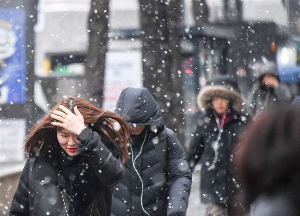 Seoul to expect heavy snowfall tomorrow morning