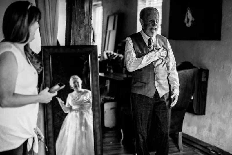 Power of Photography; These Grandparents Posed for a 60th Anniversary Photo Shoot