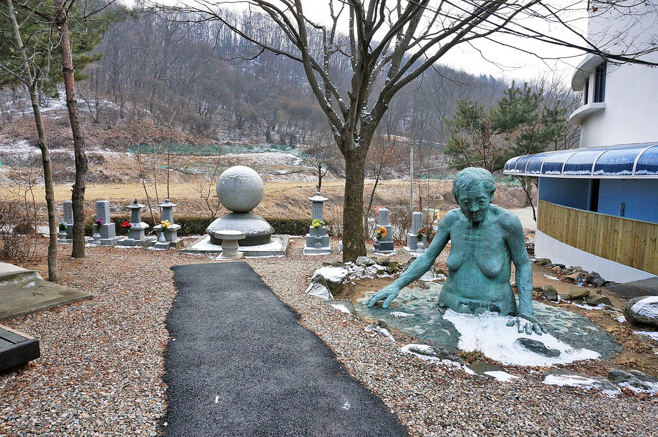 Experiencing tragic history: 3 dark tourism spots in Korea