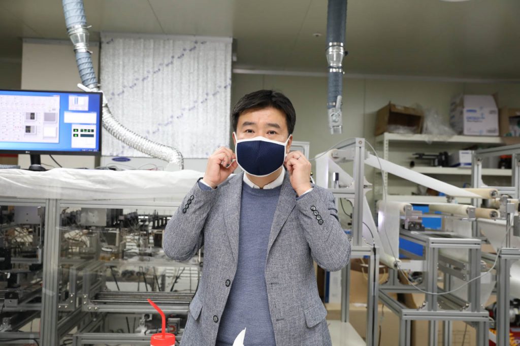 Korean scientists develop reusable face mask filter